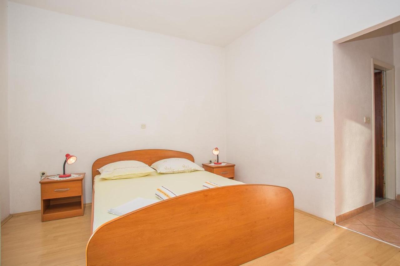 Apartments Nuic 748 Makarska Exterior photo