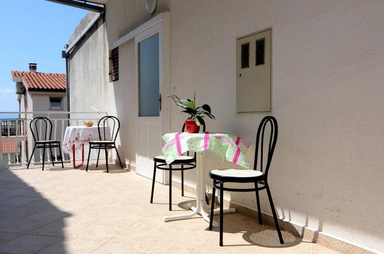 Apartments Nuic 748 Makarska Exterior photo