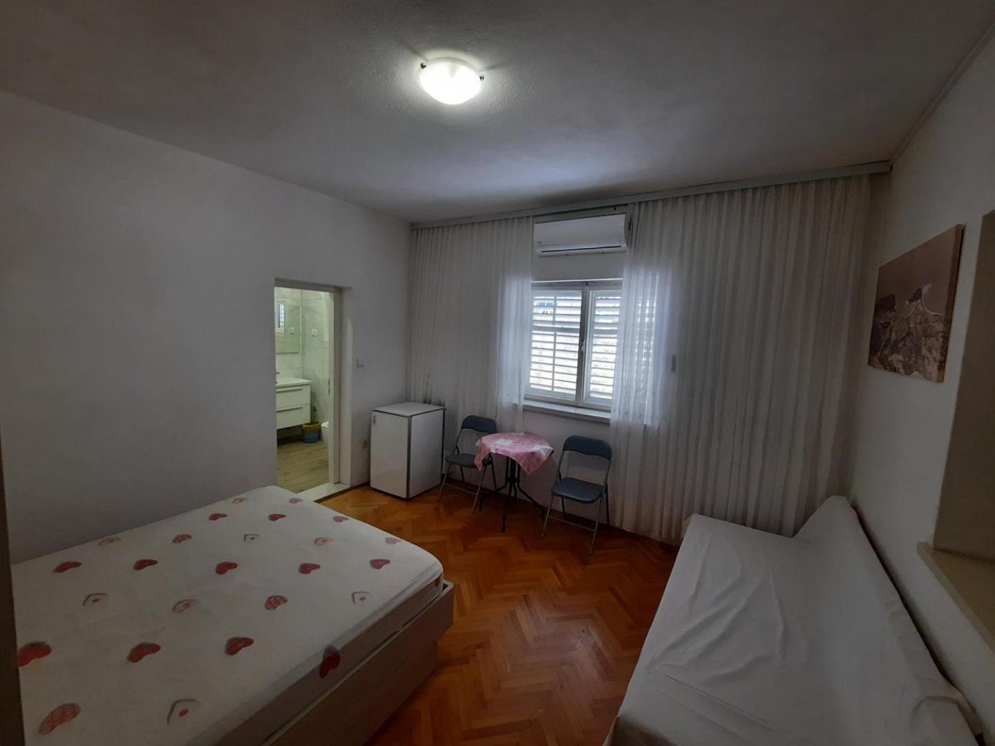 Apartments Nuic 748 Makarska Exterior photo